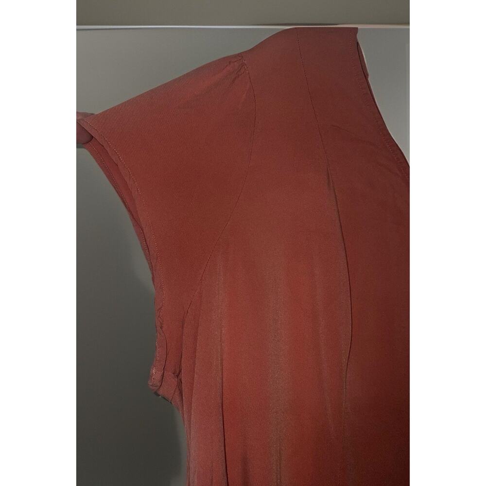 Sold - Picture 4 of 8